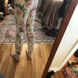 Floral cropped current/Elliott pants